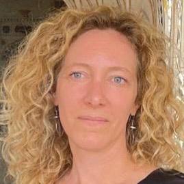 Estelle Amy de la Bretèque